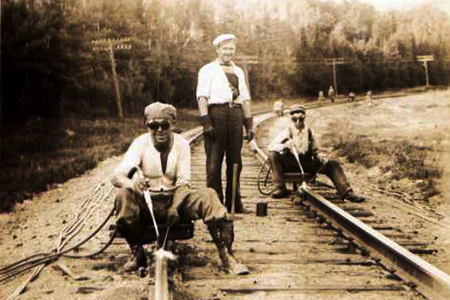 Photo of railway crew