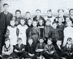 A class photo from 1910 Class photo