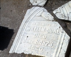 Early tombstone in Vanwyck's Cemetery Tombstone