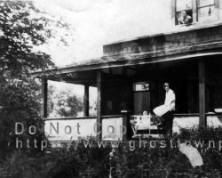 The cottage built by John Arthurs' grandson ca. 1928. Unfortunately it was beyond saving and demolished sometime after 1998. Cottage