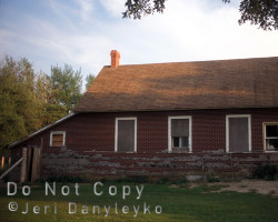 Photo of schoolhouse